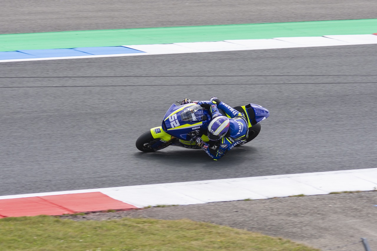 現助球隊以 現助球隊以